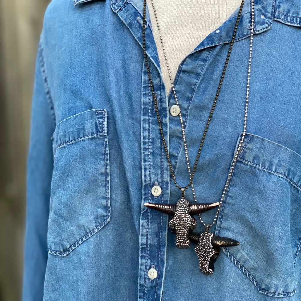 Bling bull necklace